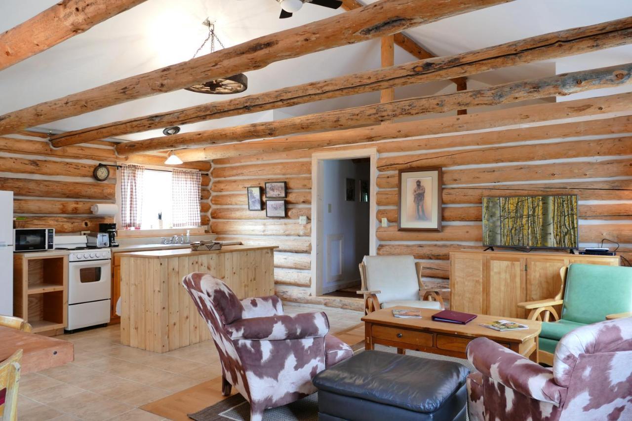 Trail Shop Inn Wapiti Esterno foto